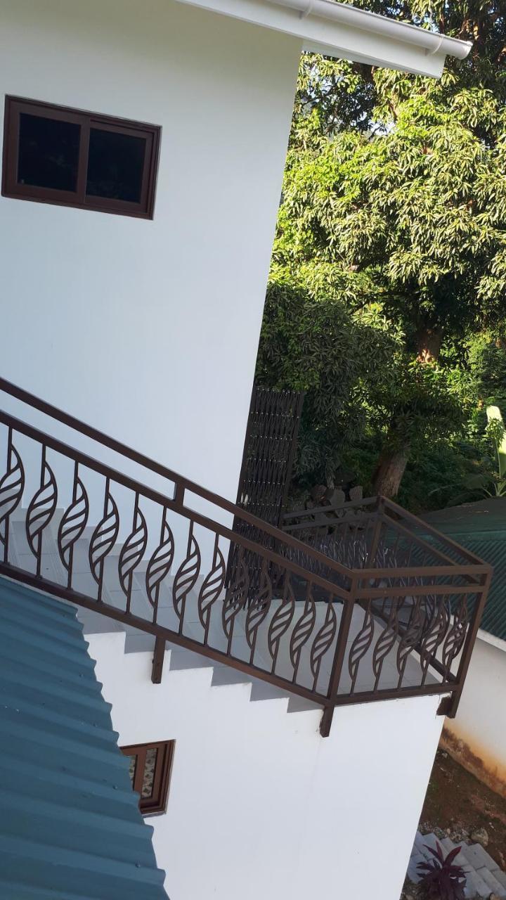 Tama'S Holiday Apartment فيكتوريا المظهر الخارجي الصورة